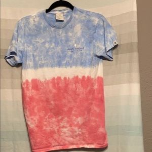 Sea turtle T-shirt tie dyed Color blue white red